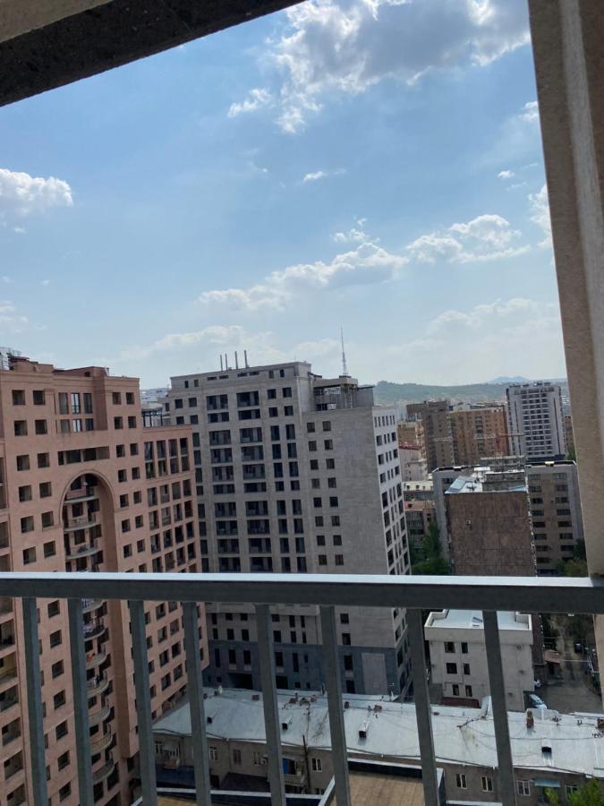 Holiday Centrum يريفان المظهر الخارجي الصورة